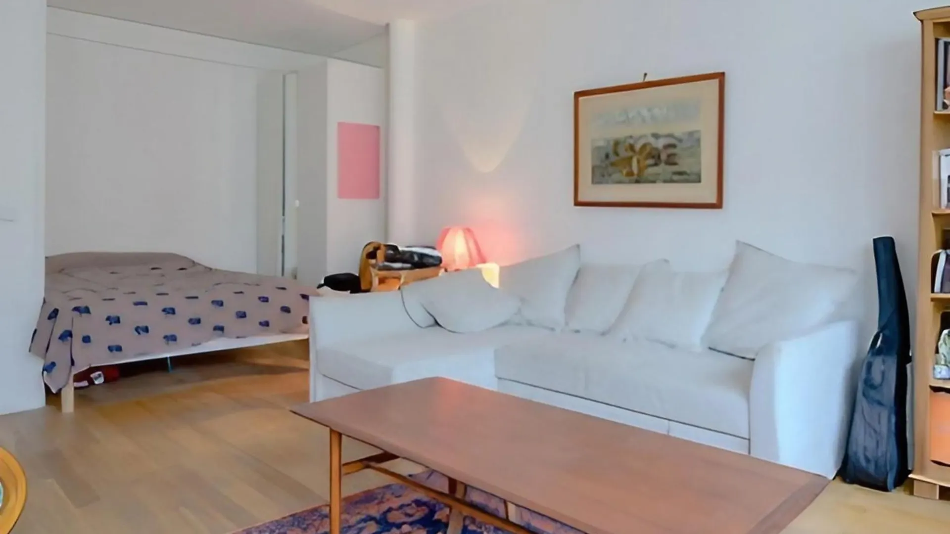 Comfortable Cocoon With Balcony Apartment *